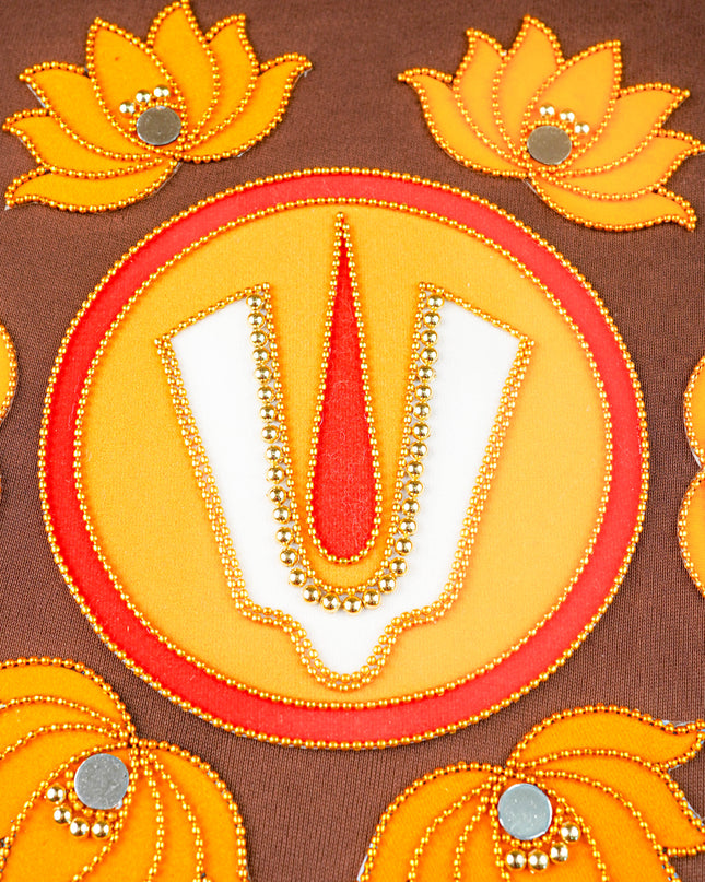 Rangoli - Namam with Set of 6 Lotus - WL5868