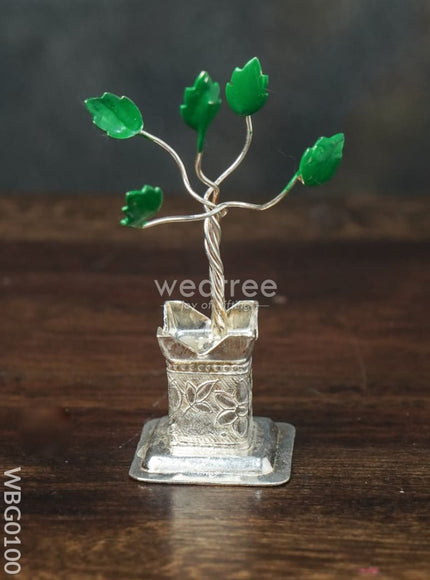 German Silver Tulasi Maadam with Green Leaves - WBG0100