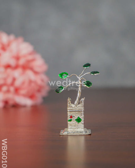 German Silver Tulasi Maadam with Green Leaves - WBG0100