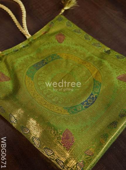 Grand Banarasi Hand bag (12x12) - WBG0671