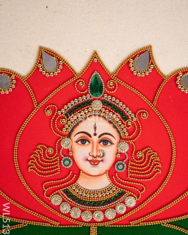 Rangoli - Lotus with Amman Face - WL5136