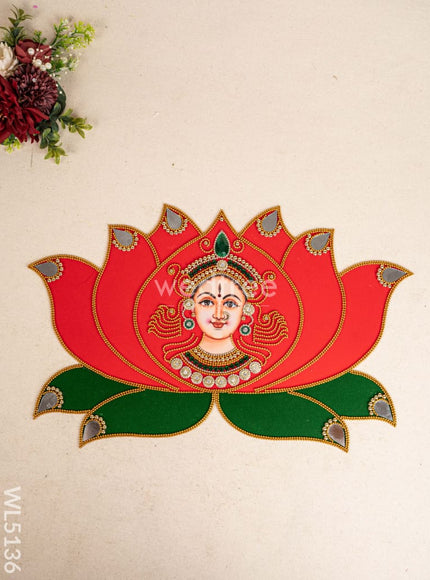 Rangoli - Lotus with Amman Face - WL5136