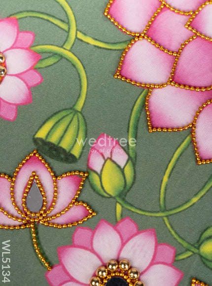 Rangoli with Set of 8 Lotus - WL5134