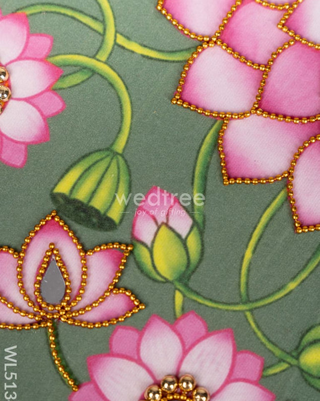 Rangoli with Set of 8 Lotus - WL5134
