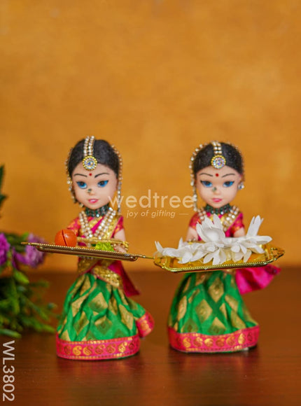Small Welcome Dolls (Set of 2) - 7 inch - WL3802