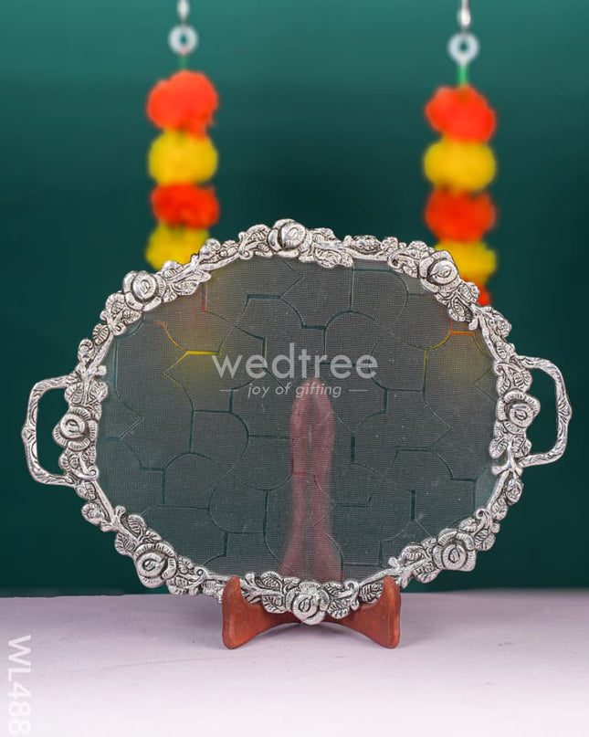 White Metal Oval Tray - 14 inch - WL4886