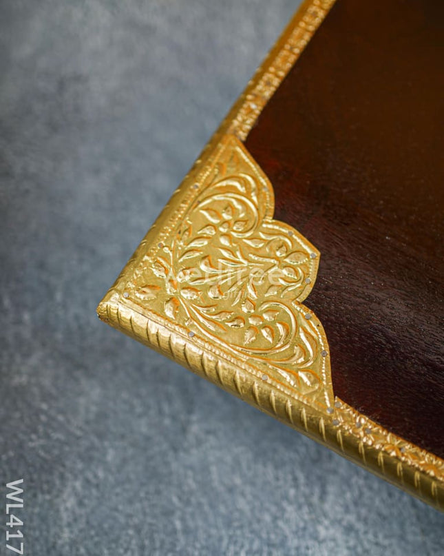 Wooden Manai with Brass Finish (20 x 15) - WL4173